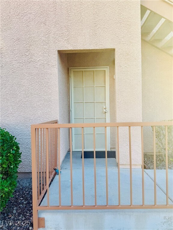 Foto del edificio - 1050 E Cactus Ave