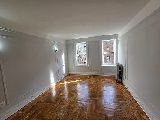 Building Photo - 2 bedroom in BRONX NY 10463