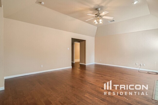 Foto del edificio - 6209 Meadowmere Ln