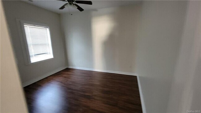 Building Photo - 95 Brookview Ln