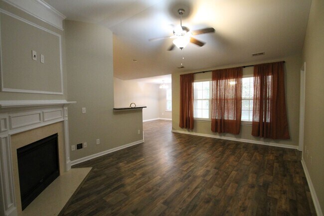 Building Photo - Exclusively Offered by Muse Realty, LLC