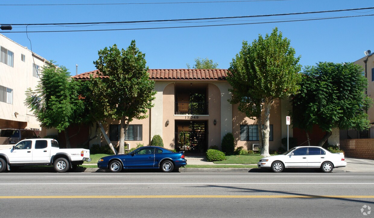 Foto del edificio - 13049 Oxnard St