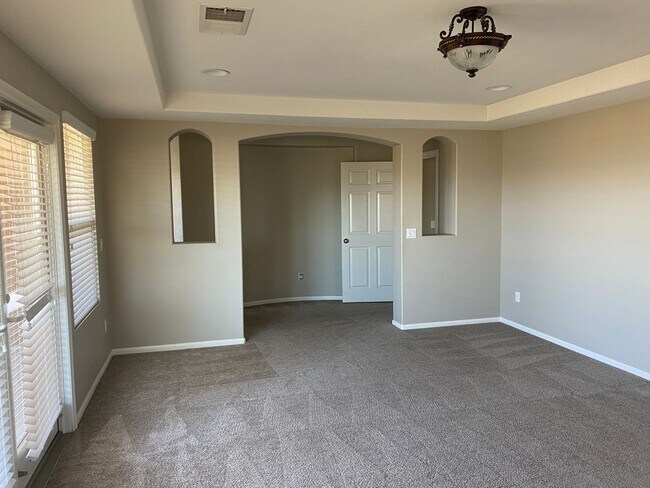 Foto del edificio - 5 Bedroom Morgan Hill Home Coming in July