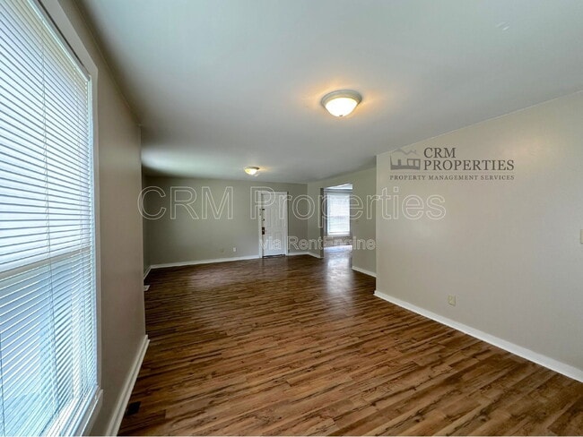 Building Photo - 1519 N Purdum St