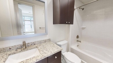 Interior Photo - 322 on North Broad