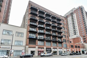 Building Photo - 1503 S State St