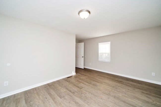 Foto del edificio - Comfort & Style in Huffman – 3BR / 2BA Cha...