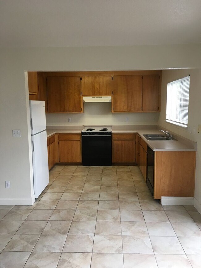 Foto del edificio - 819 Cally Ct