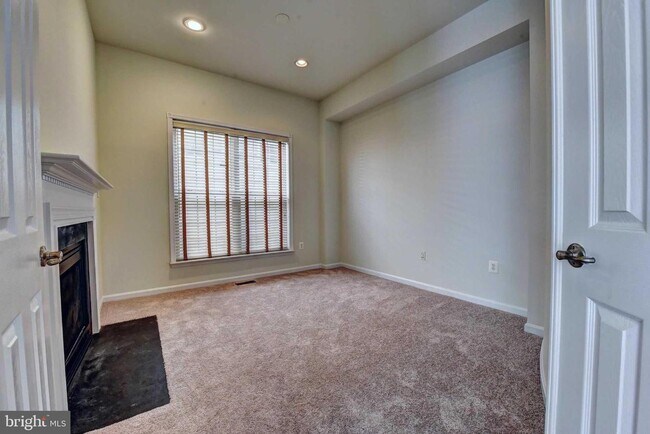 Foto del edificio - 9624 Sloway Coast Dr