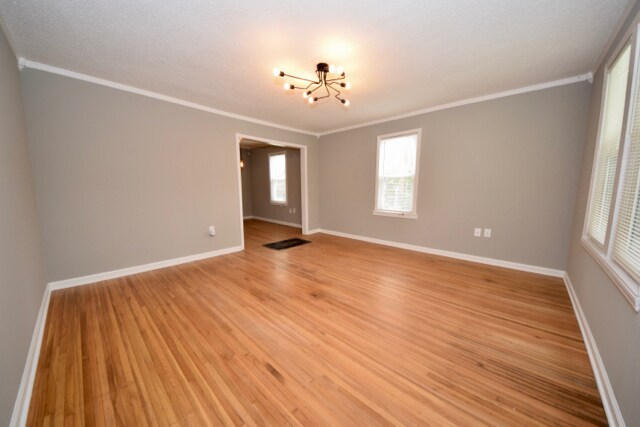 Building Photo - 2 Bedroom, 1 Bathroom Near N. McLean and T...