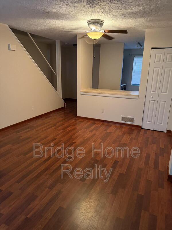 Foto del edificio - 210 Woodhaven Dr