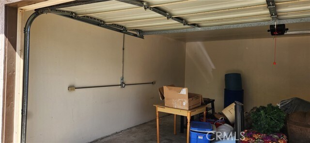 Building Photo - 10919 Montecito Dr