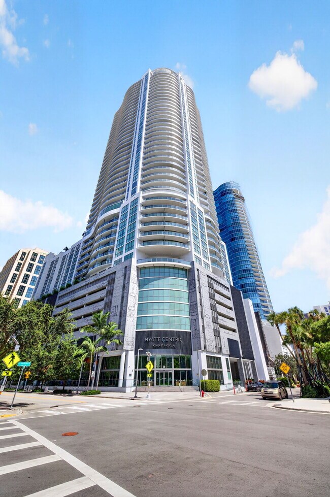 Foto del edificio - 100 E Las Olas Blvd