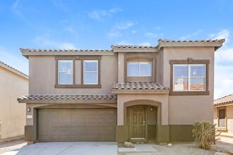 Building Photo - 2213 E 35th Ave