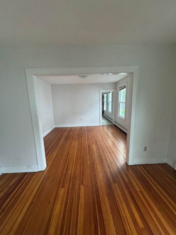 Foto principal - 64 Grove St