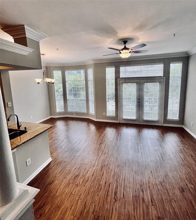 Foto principal - 5353 Memorial Dr