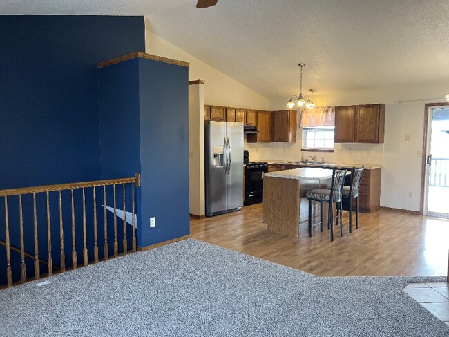 Building Photo - 1909 Summerwood St