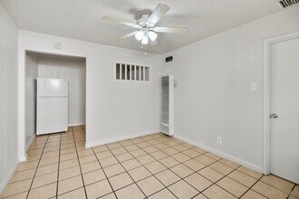 Building Photo - 3914 Thomason Ave