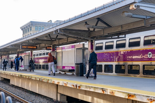 Residents of Calvary have easy access to Downtown Boston through the Brockton train line.