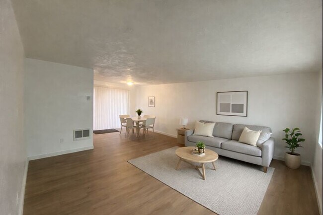 Sala de estar 1 - 880 N Cloverleaf Loop