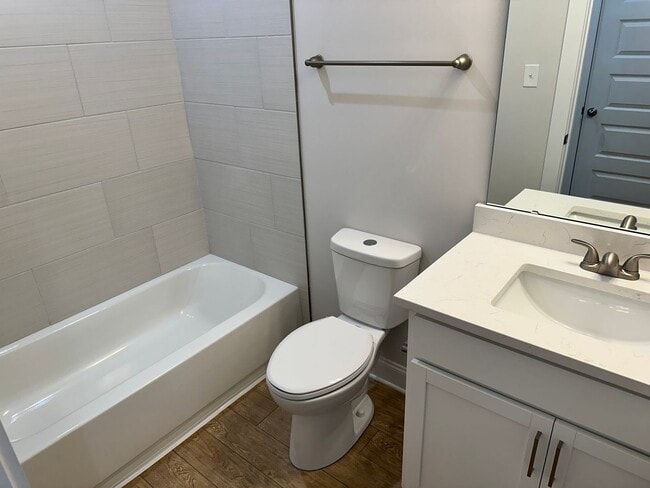 Foto del edificio - Beautiful 2 Bedroom Home in Commonwealth P...