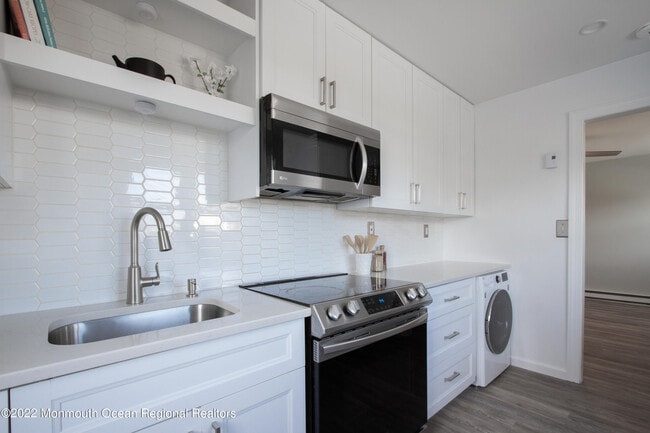 Building Photo - 78 Shore Blvd