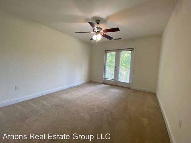 Foto del edificio - 4 br, 4 bath House - 972 MLK Parkway Unit A