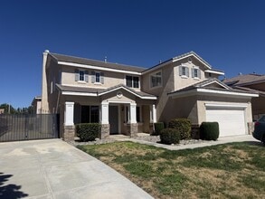 Building Photo - 43725 Windrose Pl