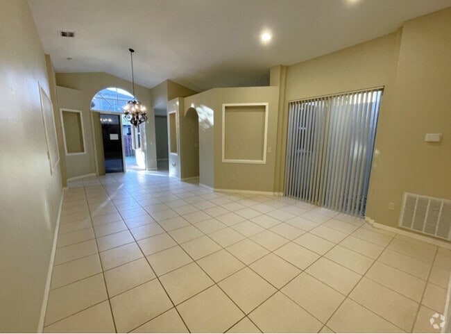 Building Photo - 13400 SW 24th St
