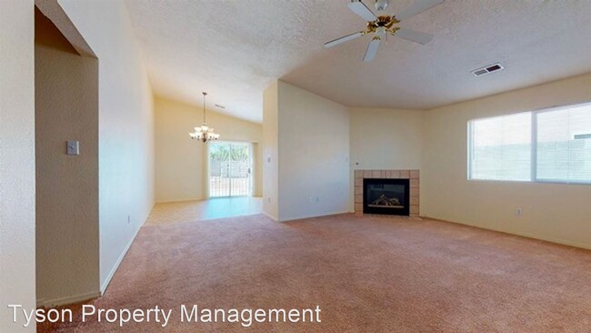Building Photo - 3 br, 2 bath House - 11600 Singing Arrow SE