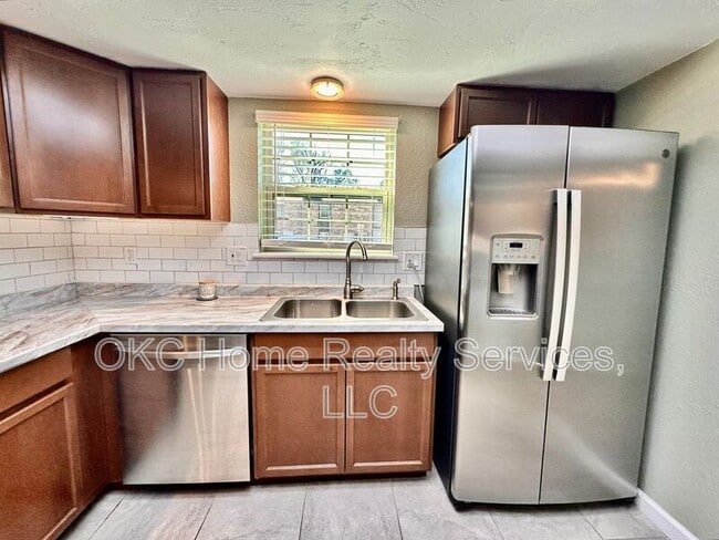 Foto del edificio - 8141 NW 23rd St