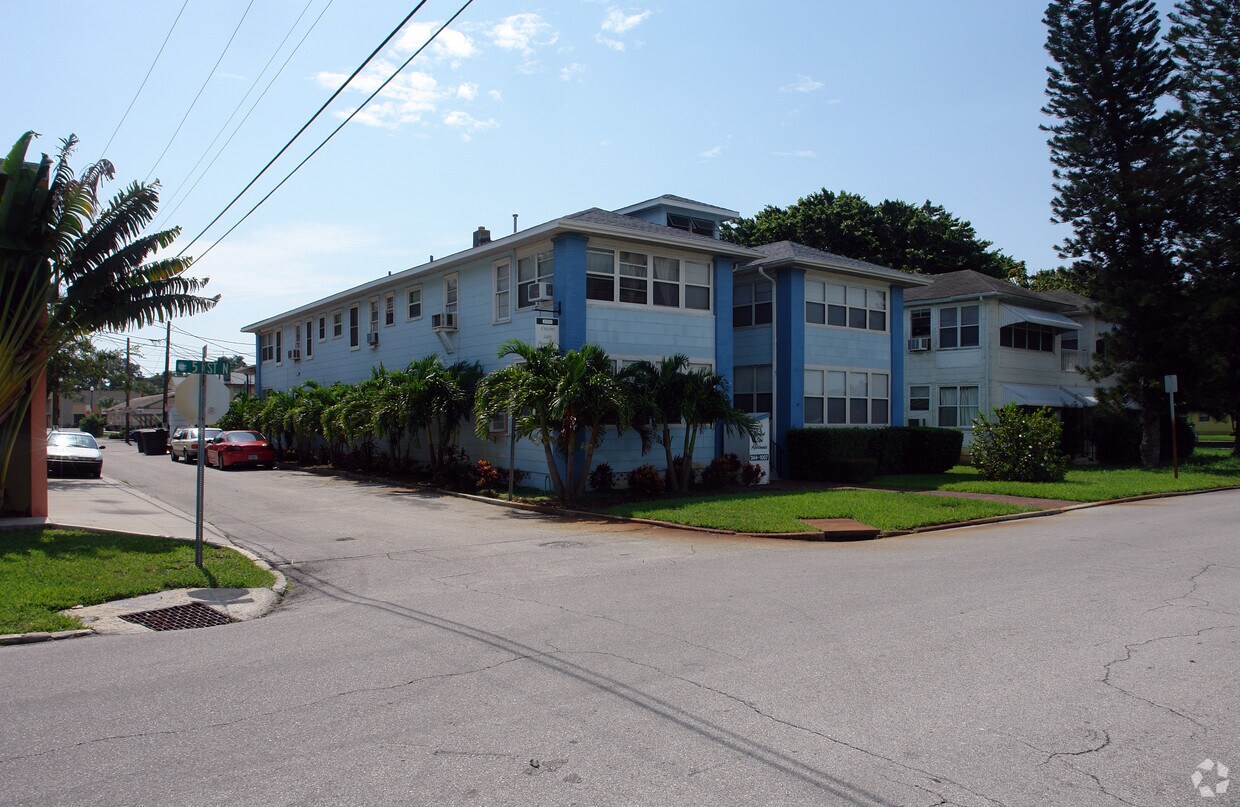Foto principal - Crescent Lane Apartments