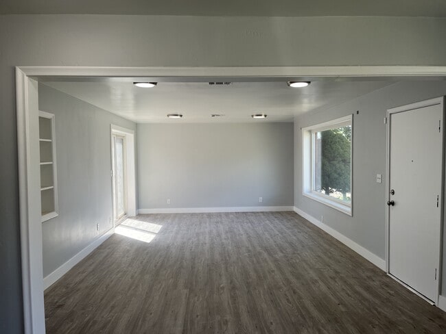 Foto del edificio - 315 W 1200 N St