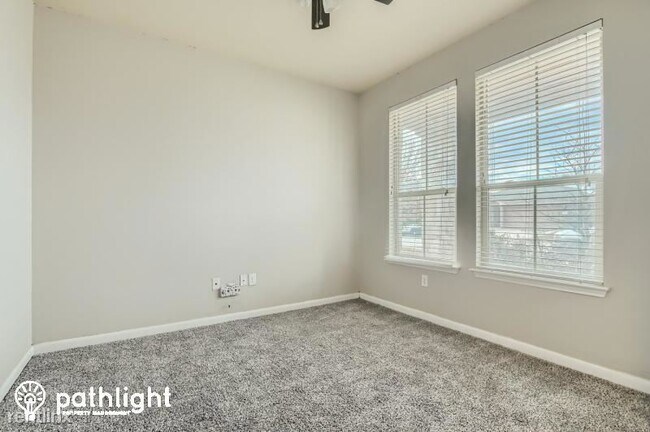 Foto del edificio - 4 br, 2.5 bath House - 18420 Moreto Loop UNIT