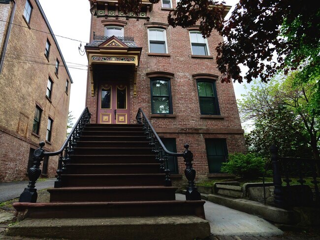 Foto del edificio - 4 Grand St