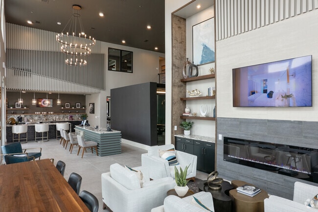 Clubhouse - Nine50 Town Lake at Midtown