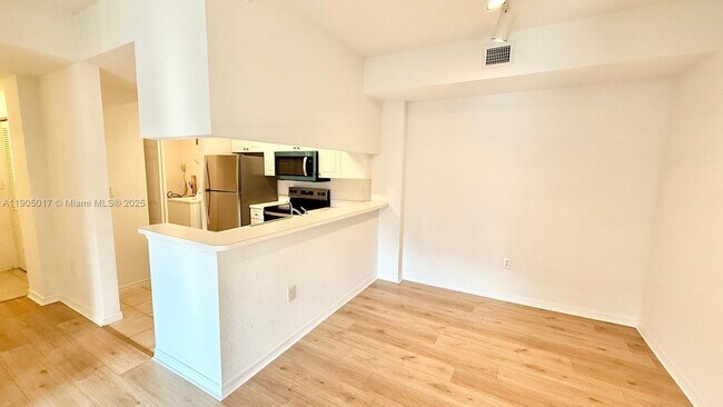 Foto del edificio - 2808 Amalei Dr