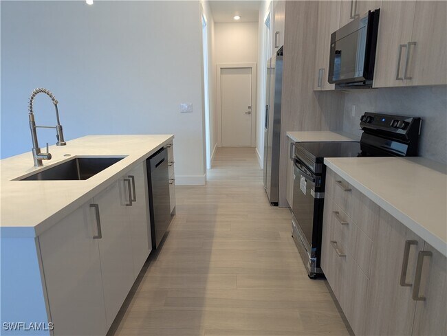 Foto del edificio - 1227 NW 40th Pl