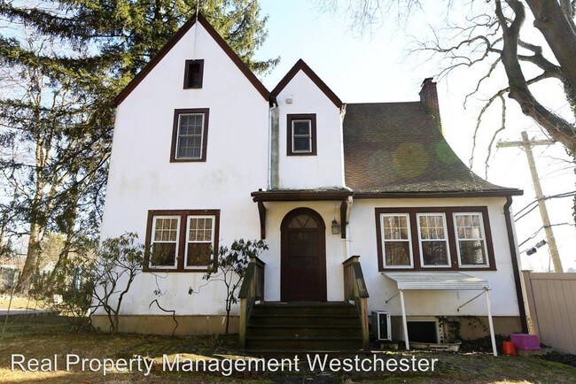 Foto del edificio - 3 br, 2.5 bath House - 1 Spencer Ct