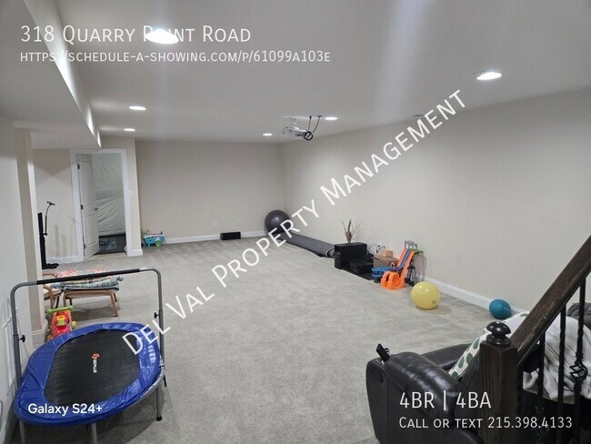 Foto del edificio - 318 Quarry Point Rd