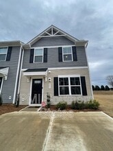 Building Photo - 231 Lehman Way