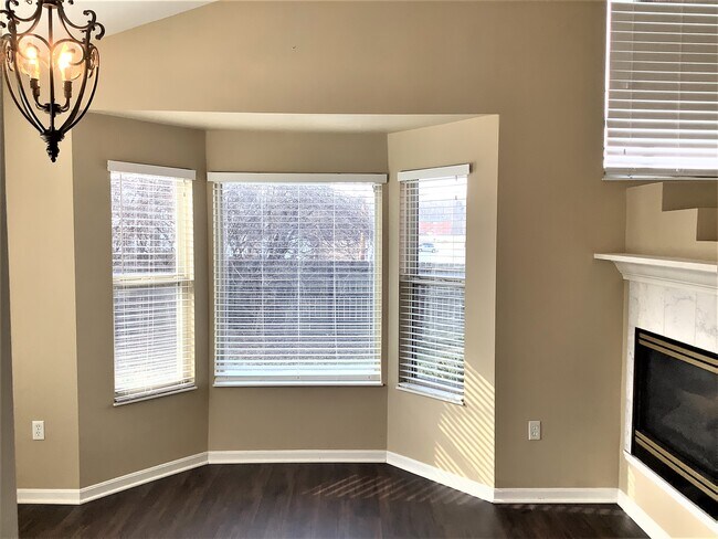 Building Photo - 823 Wingate Drive