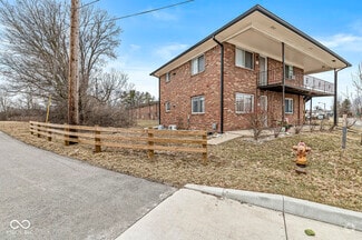 Building Photo - 10301 Medallion Dr