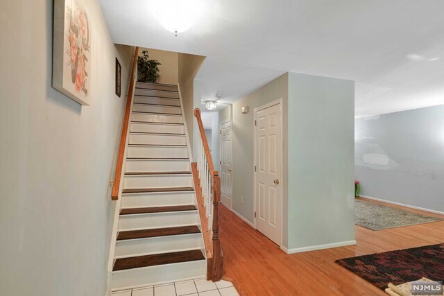 Building Photo - 2172 Kent Ct