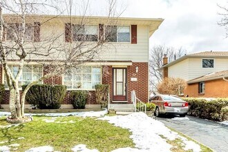 Building Photo - 77 Dalegrove Dr