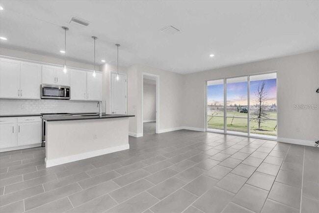 Building Photo - 9258 Gulf Hvn Dr