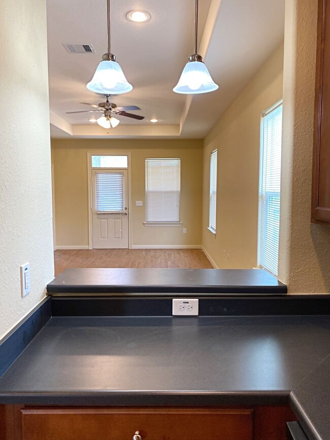 Building Photo - 1748 8th St, Port Arthur, TX 77640