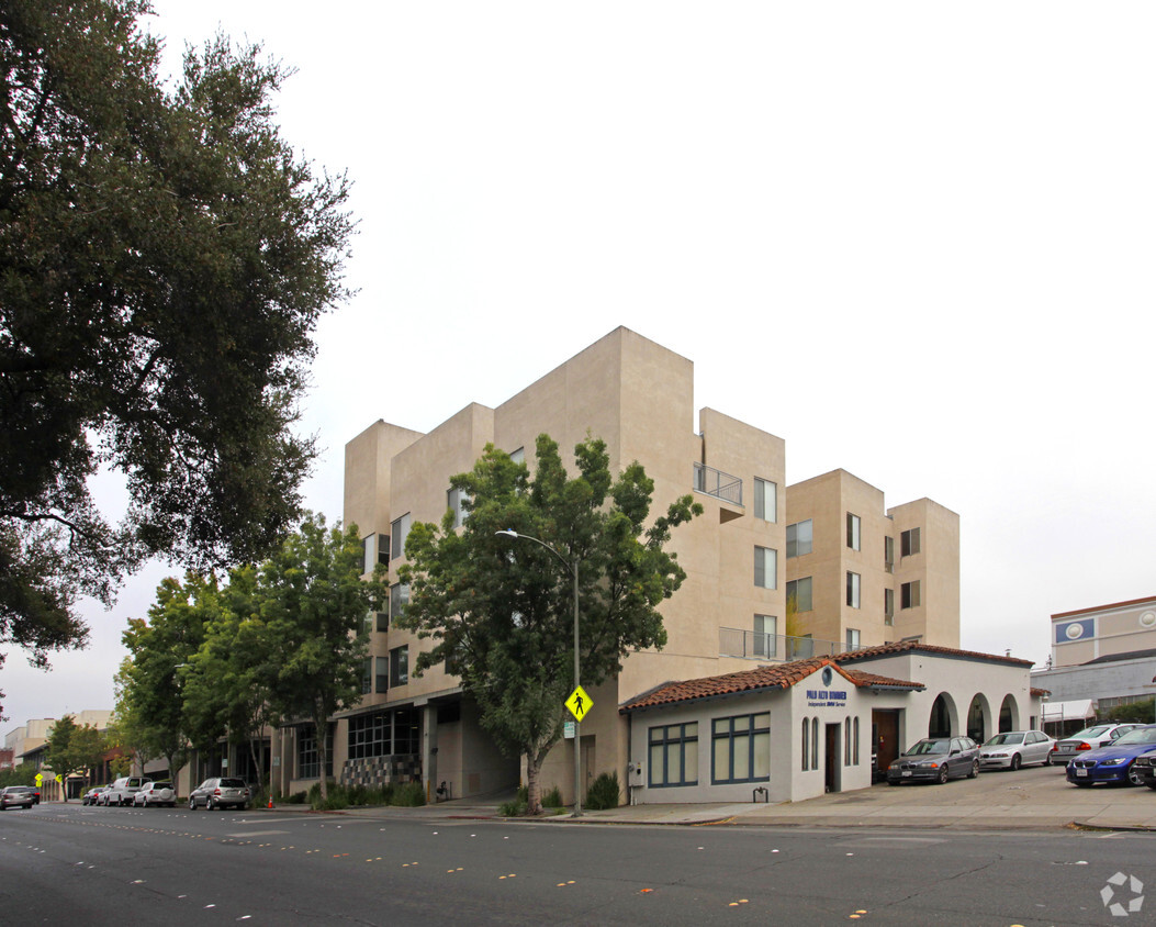 Foto del edificio - Alma Place