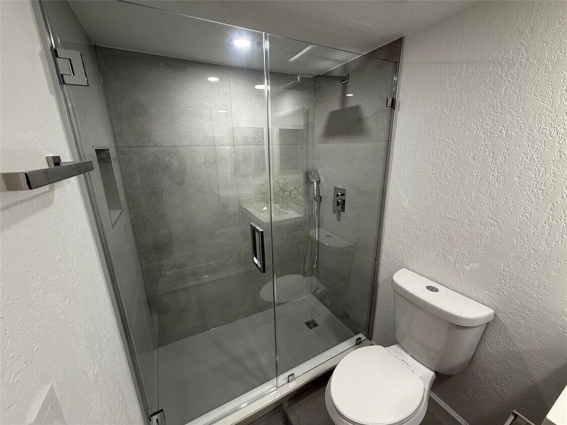 Foto del edificio - 6960 NW 174th Ter