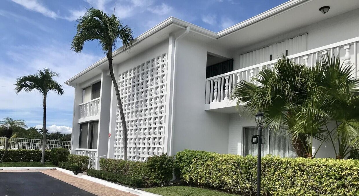4201 S Ocean Blvd Unit M5, South Palm Beach, FL 33480 Condo for Rent